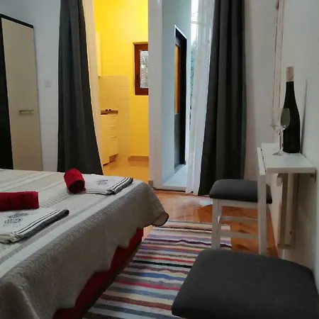 Korina Apartment Starigrad Paklenica
